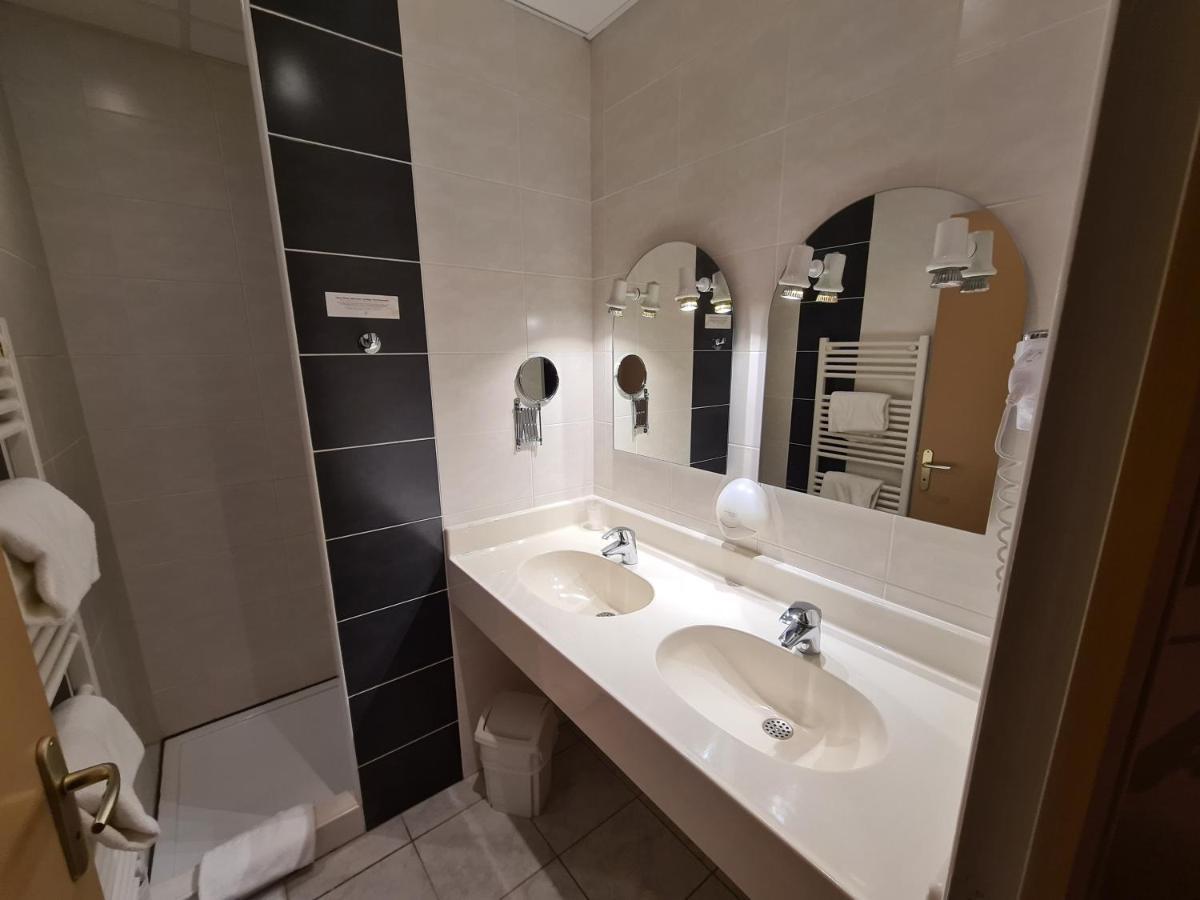 Hostellerie Du Cantal Murat  Luaran gambar